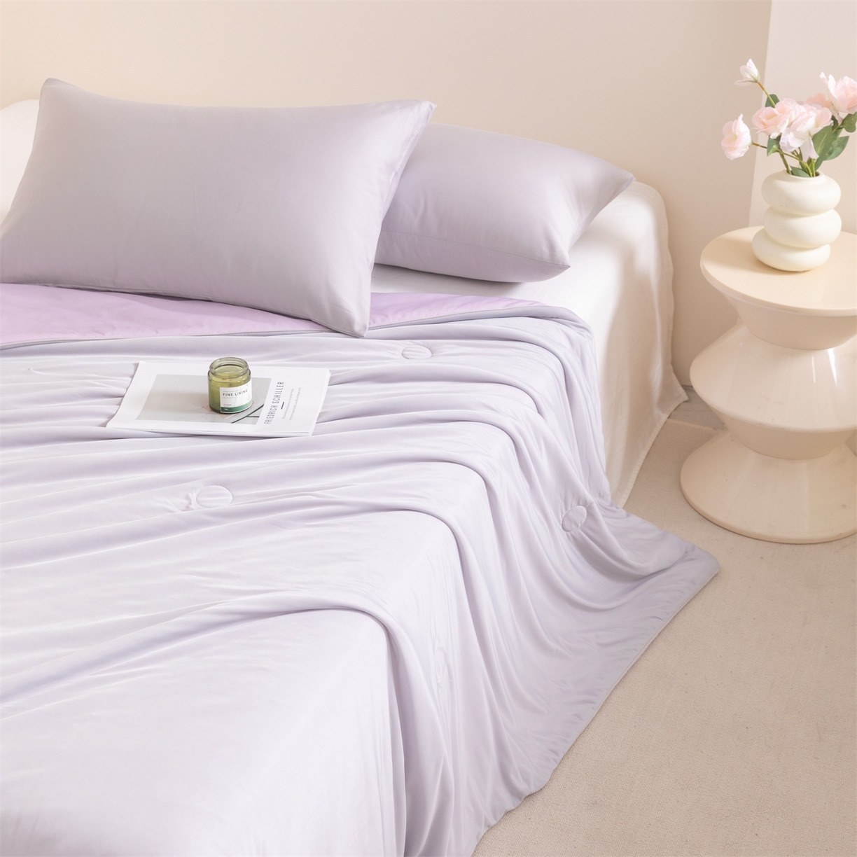 91家纺网 家纺一手货源 找家纺 富阿娜家纺 2026新款纯色双拼凉感丝夏被空调被夏凉被 云雾灰+芋泥紫