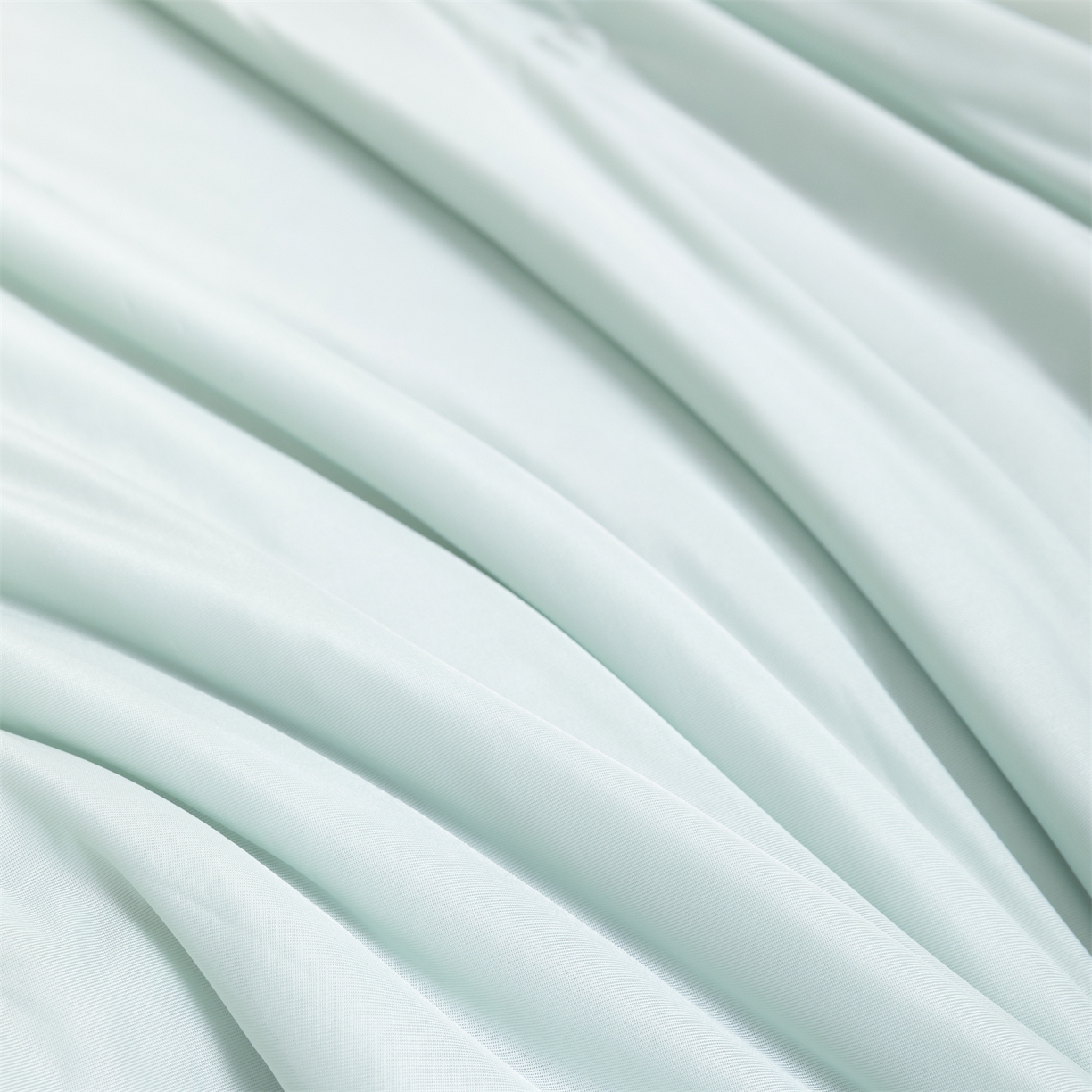 91家纺网 家纺一手货源 找家纺 富阿娜家纺 2026新款纯色双拼凉感丝夏被空调被夏凉被 薄荷绿+奶雾灰