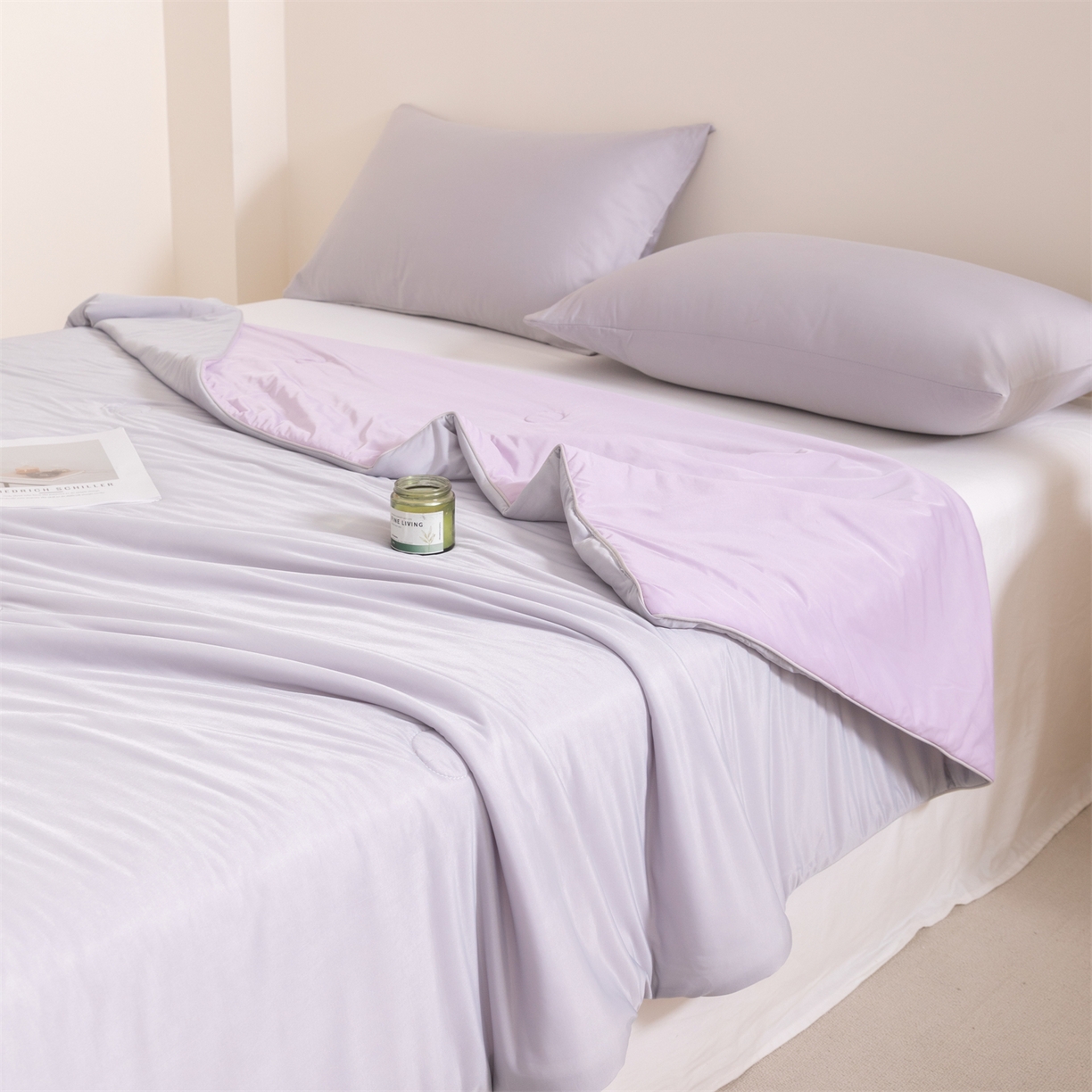 91家纺网 家纺一手货源 找家纺 富阿娜家纺 2026新款纯色双拼凉感丝夏被空调被夏凉被 云雾灰+芋泥紫