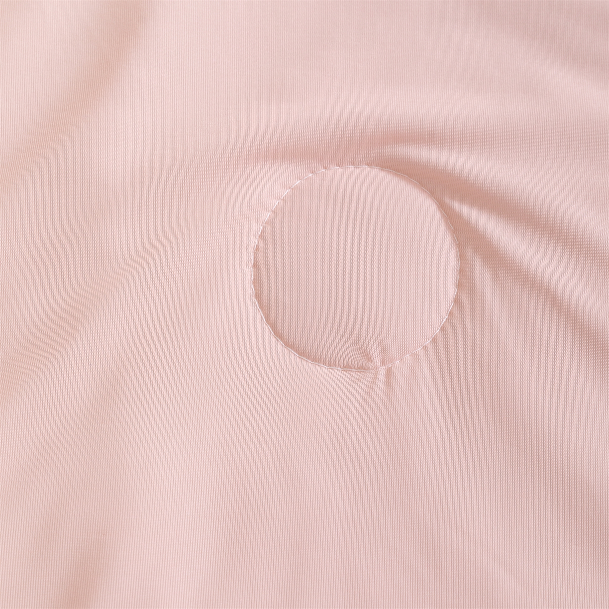 91家纺网 家纺一手货源 找家纺 富阿娜家纺 2026新款纯色双拼凉感丝夏被空调被夏凉被 蜜桃粉+奶酪白