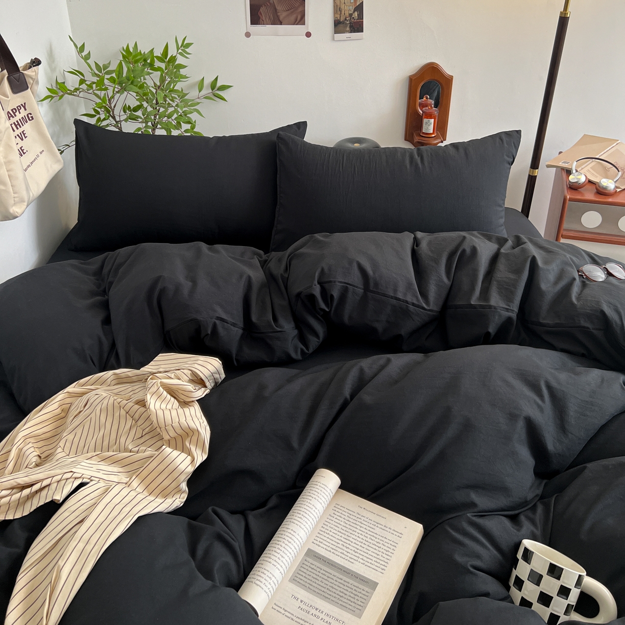 91家纺网 家纺一手货源 找家纺 梦嘉居 2026新款亲肤纯色AB版水洗皱皱棉四件套学生宿舍床单床笠三件套 暗夜黑