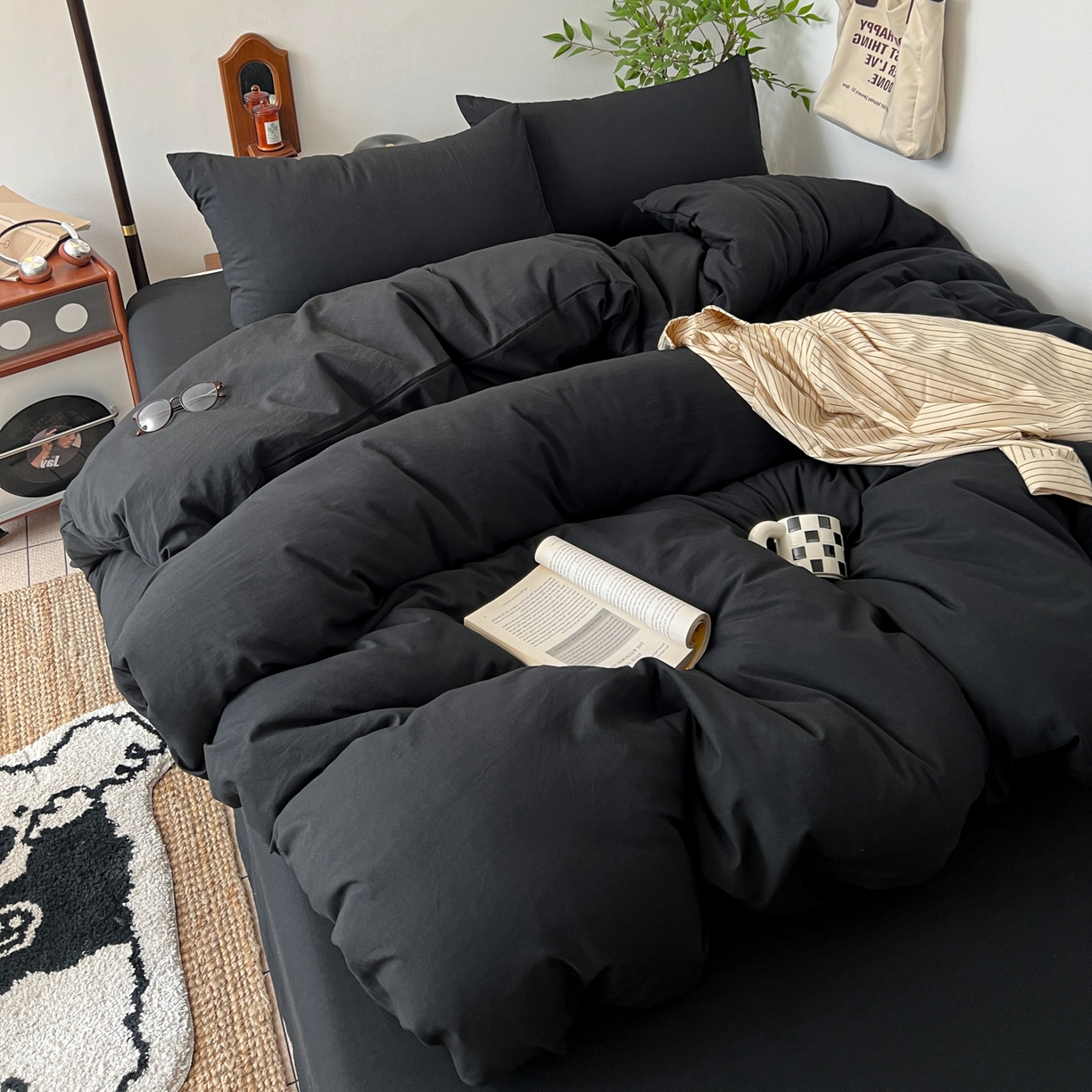 91家纺网 家纺一手货源 找家纺 梦嘉居 2026新款亲肤纯色AB版水洗皱皱棉四件套学生宿舍床单床笠三件套 暗夜黑
