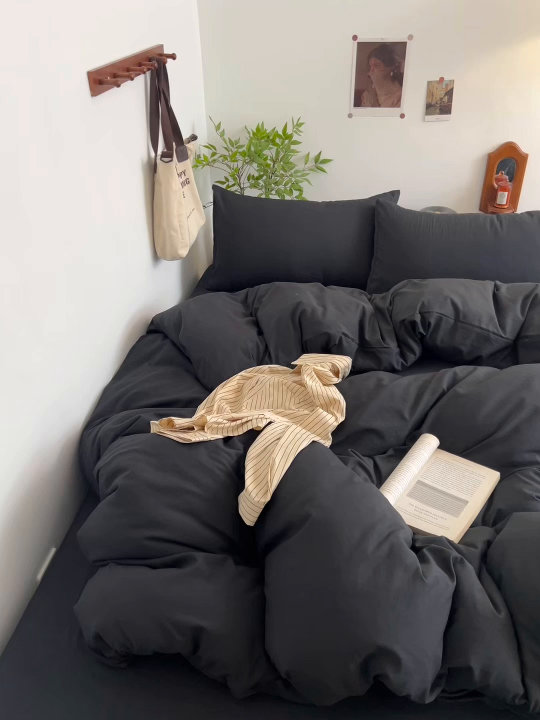 91家纺网 家纺一手货源 找家纺 梦嘉居 2026新款亲肤纯色AB版水洗皱皱棉四件套学生宿舍床单床笠三件套 暗夜黑