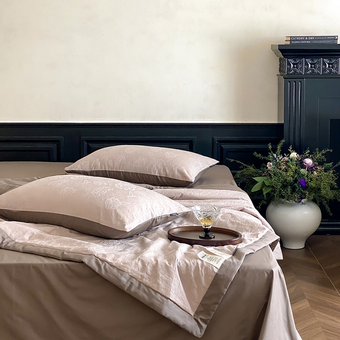 91家纺网 家纺一手货源 找家纺 宜代光年 2026新款60S全棉厚织提花夏被夏凉被空调被 夏被-漫莎