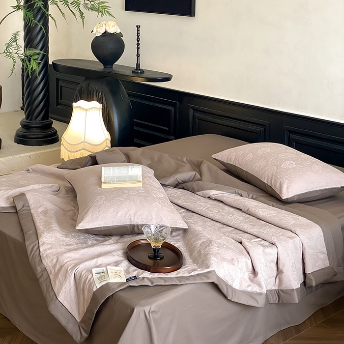 91家纺网 家纺一手货源 找家纺 宜代光年 2026新款60S全棉厚织提花夏被夏凉被空调被 夏被-漫莎