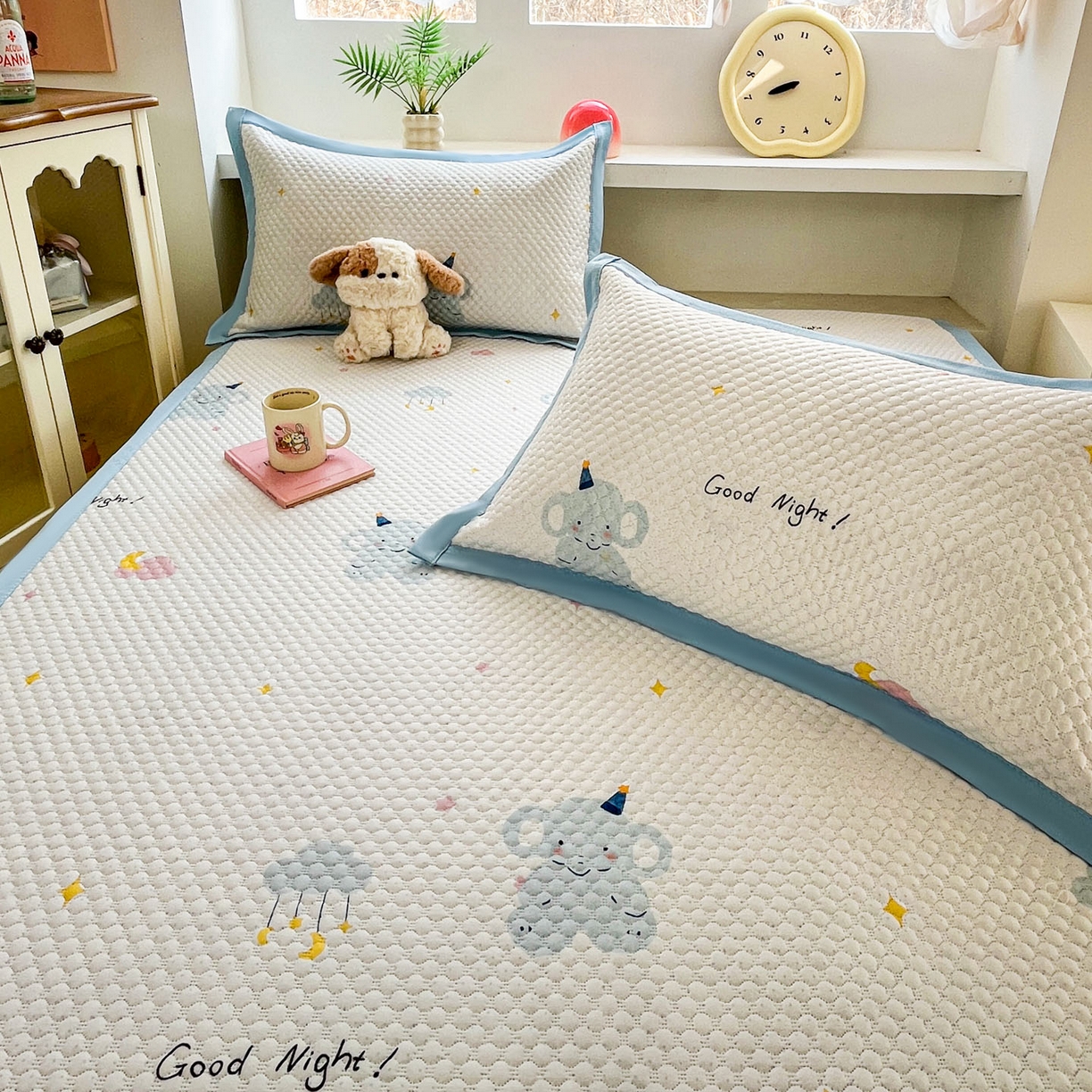 91家纺网 家纺一手货源 找家纺 大元 2026春夏新款治愈系数码印花冰豆豆凉席席子 治愈-云朵象蓝