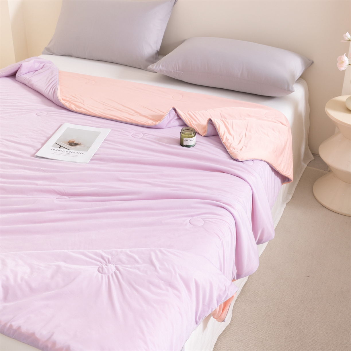 91家纺网 家纺一手货源 找家纺 富阿娜家纺 2026新款纯色双拼凉感丝夏被空调被夏凉被 芋泥紫+樱花粉