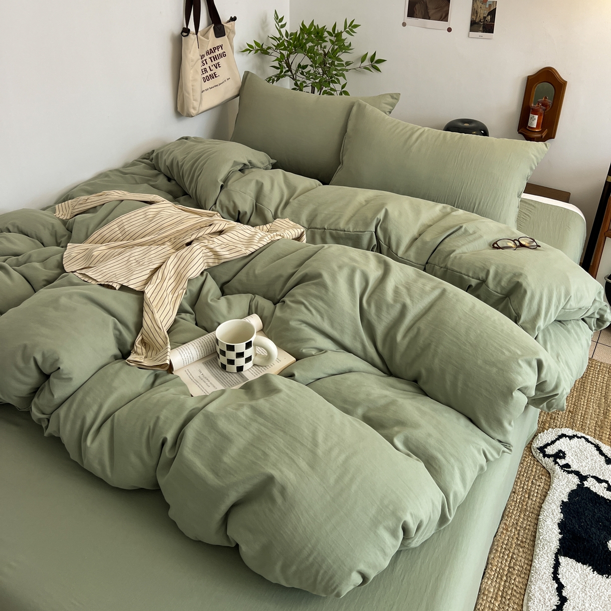 91家纺网 家纺一手货源 找家纺 梦嘉居 2026新款亲肤纯色AB版水洗皱皱棉四件套学生宿舍床单床笠三件套 复古绿