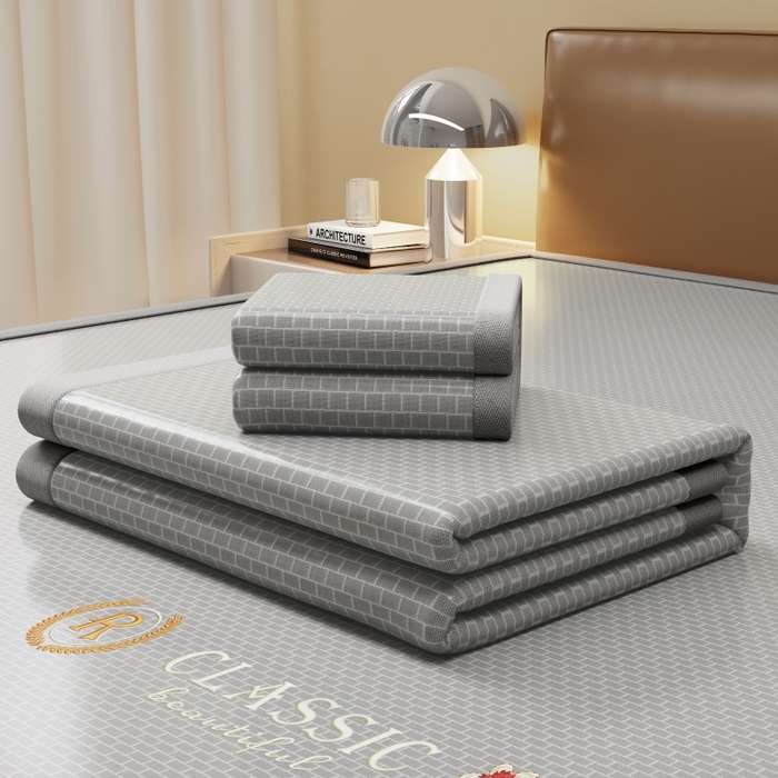 91家纺网 家纺一手货源 找家纺 人人爱家纺 2026新款A类双面冰丝凉席 清新小花-灰