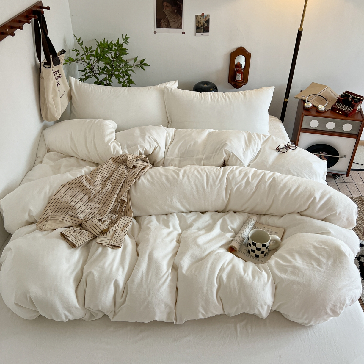 91家纺网 家纺一手货源 找家纺 梦嘉居 2026新款亲肤纯色AB版水洗皱皱棉四件套学生宿舍床单床笠三件套 高雅白