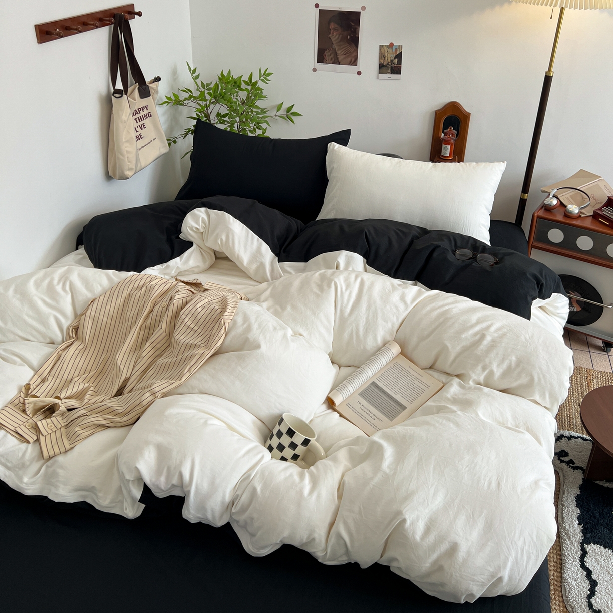 91家纺网 家纺一手货源 找家纺 梦嘉居 2026新款亲肤纯色AB版水洗皱皱棉四件套学生宿舍床单床笠三件套 高雅白+暗夜黑