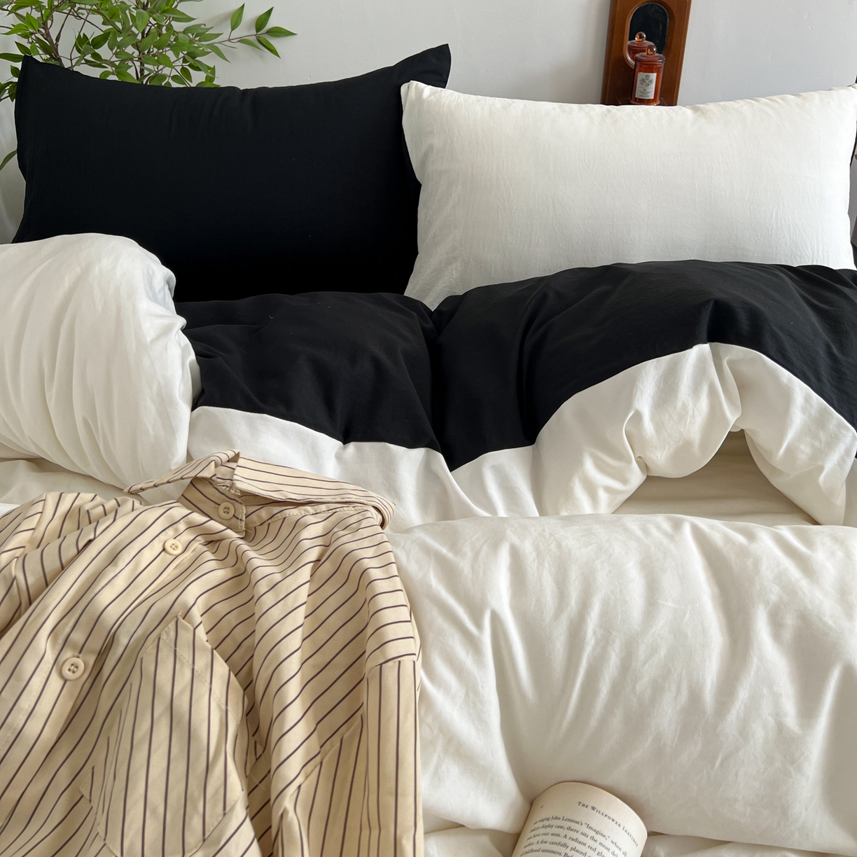 91家纺网 家纺一手货源 找家纺 梦嘉居 2026新款亲肤纯色AB版水洗皱皱棉四件套学生宿舍床单床笠三件套 高雅白+暗夜黑