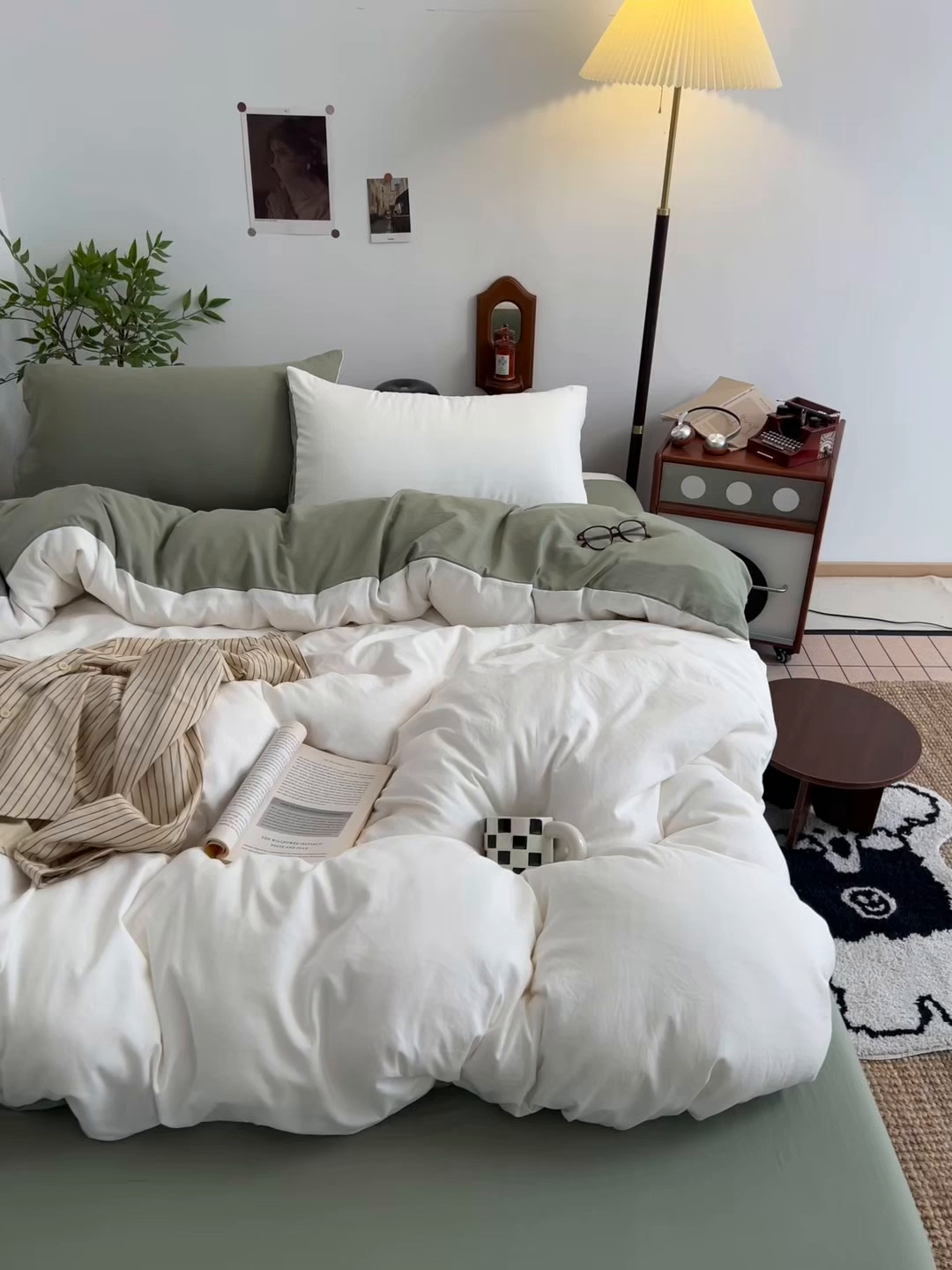 91家纺网 家纺一手货源 找家纺 梦嘉居 2026新款亲肤纯色AB版水洗皱皱棉四件套学生宿舍床单床笠三件套 高雅白+复古绿