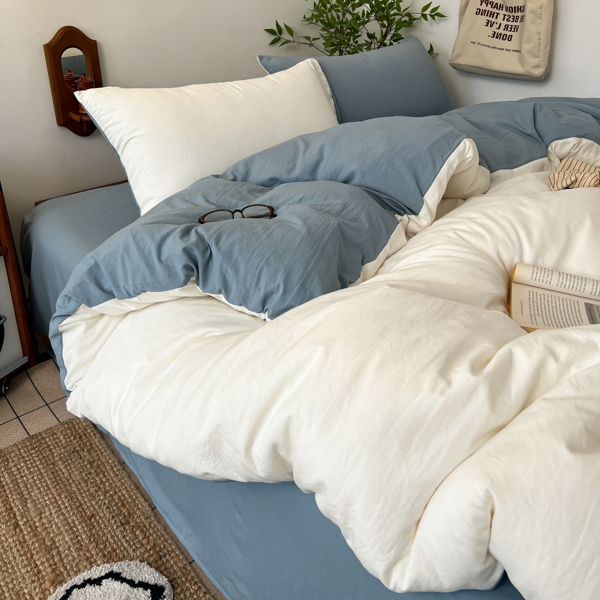 91家纺网 家纺一手货源 找家纺 梦嘉居 2026新款亲肤纯色AB版水洗皱皱棉四件套学生宿舍床单床笠三件套 高雅白+雾兰