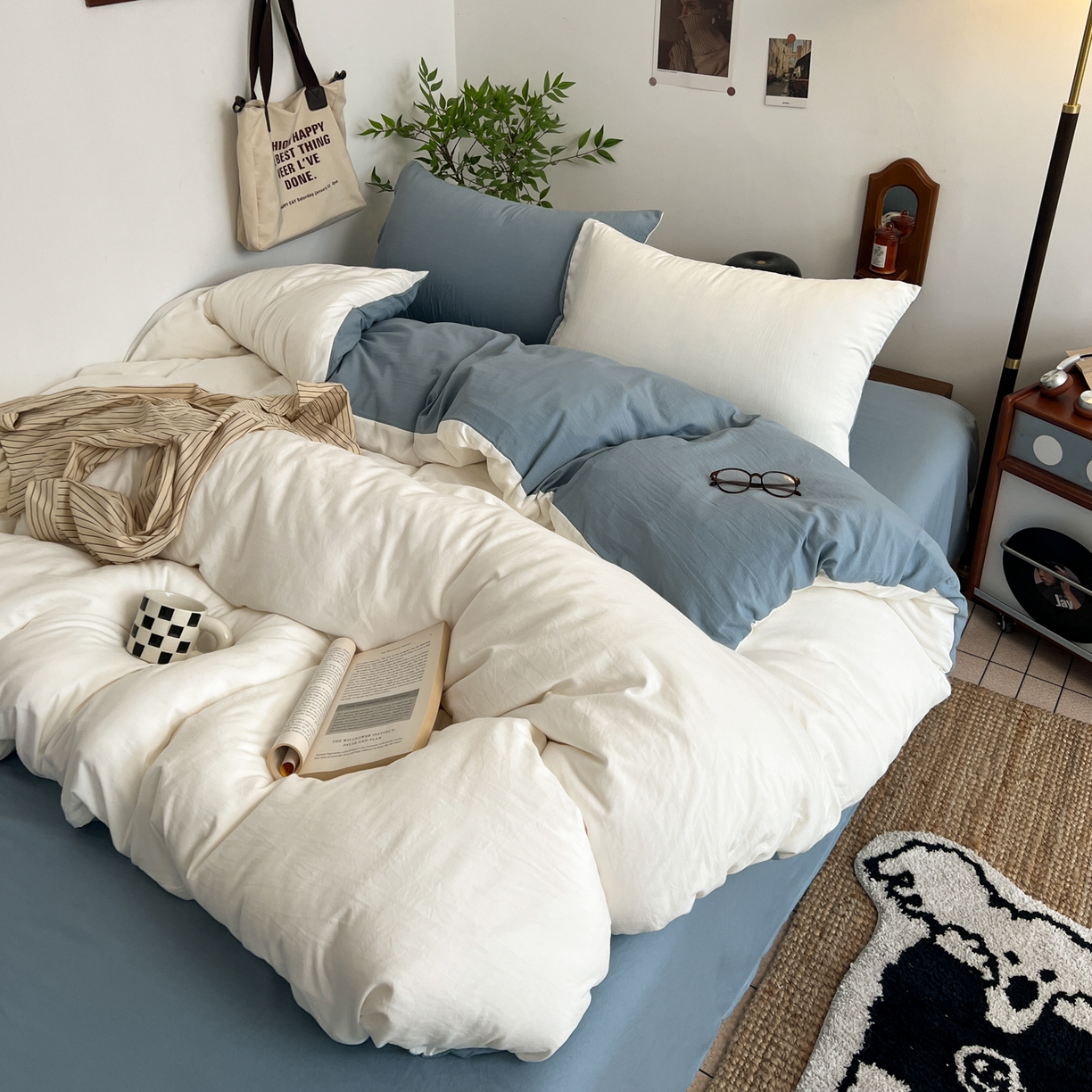 91家纺网 家纺一手货源 找家纺 梦嘉居 2026新款亲肤纯色AB版水洗皱皱棉四件套学生宿舍床单床笠三件套 高雅白+雾兰