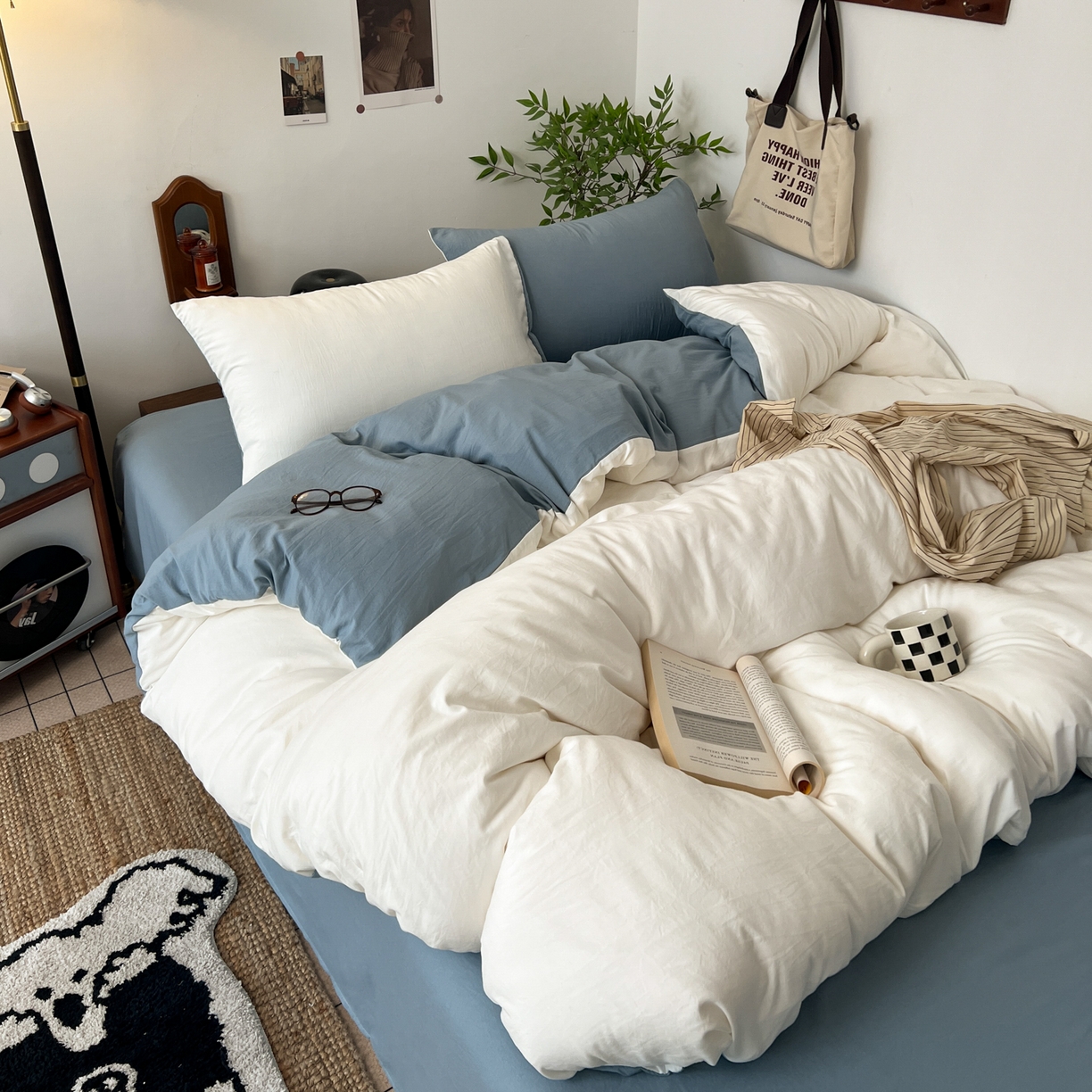 91家纺网 家纺一手货源 找家纺 梦嘉居 2026新款亲肤纯色AB版水洗皱皱棉四件套学生宿舍床单床笠三件套 高雅白+雾兰