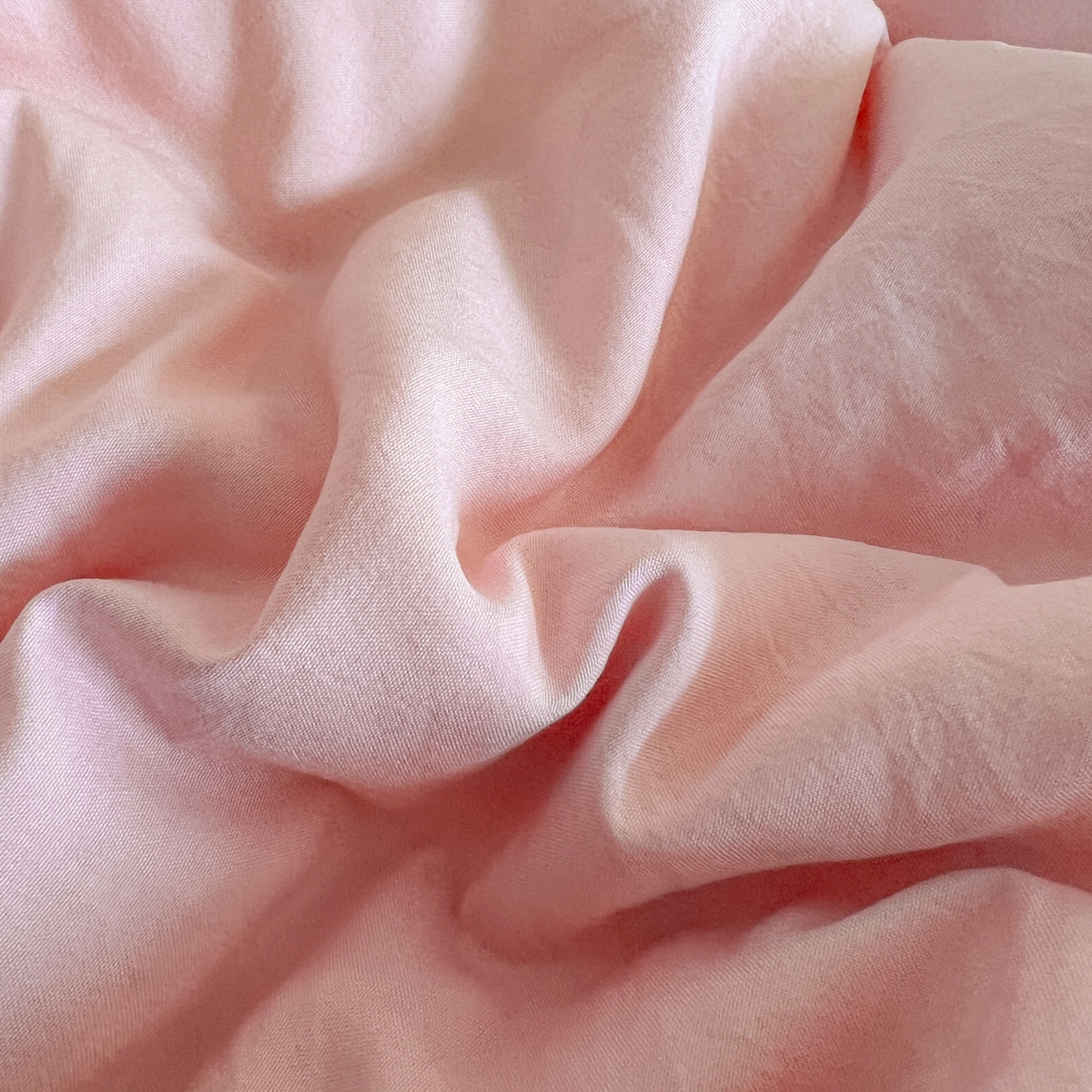 91家纺网 家纺一手货源 找家纺 梦嘉居 2026新款亲肤纯色AB版水洗皱皱棉四件套学生宿舍床单床笠三件套 少女粉