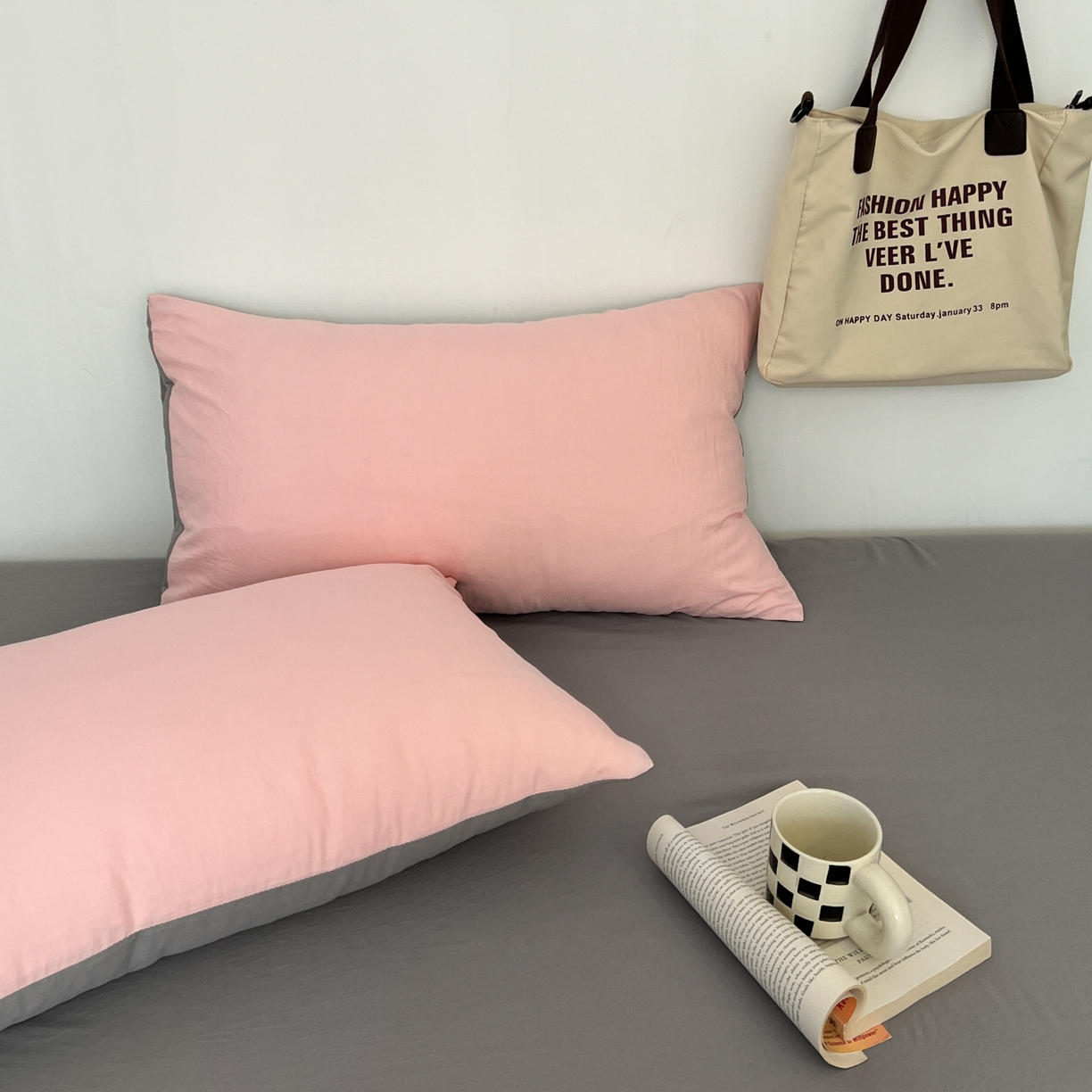 91家纺网 家纺一手货源 找家纺 梦嘉居 2026新款亲肤纯色AB版水洗皱皱棉四件套学生宿舍床单床笠三件套 少女粉+星空灰