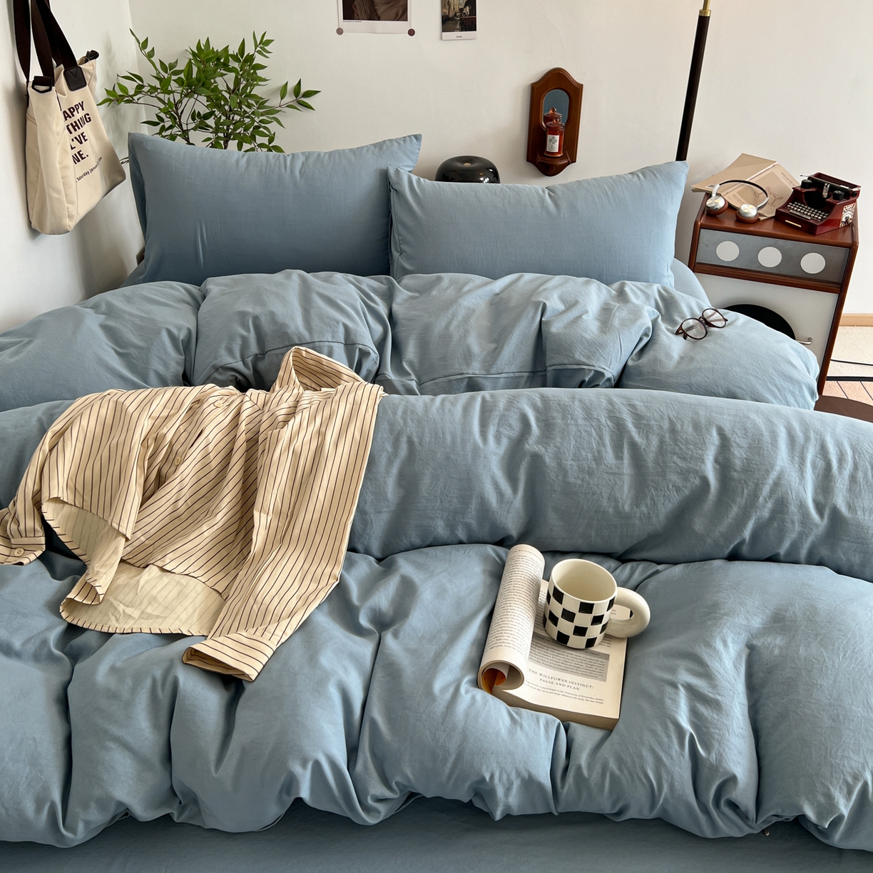 91家纺网 家纺一手货源 找家纺 梦嘉居 2026新款亲肤纯色AB版水洗皱皱棉四件套学生宿舍床单床笠三件套 雾兰