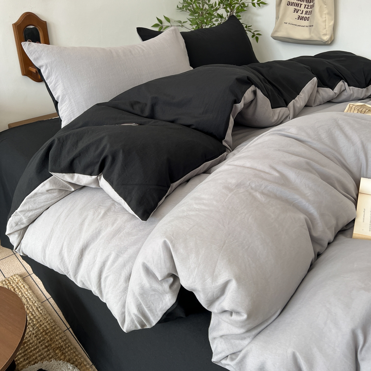 91家纺网 家纺一手货源 找家纺 梦嘉居 2026新款亲肤纯色AB版水洗皱皱棉四件套学生宿舍床单床笠三件套 星空灰+暗夜黑