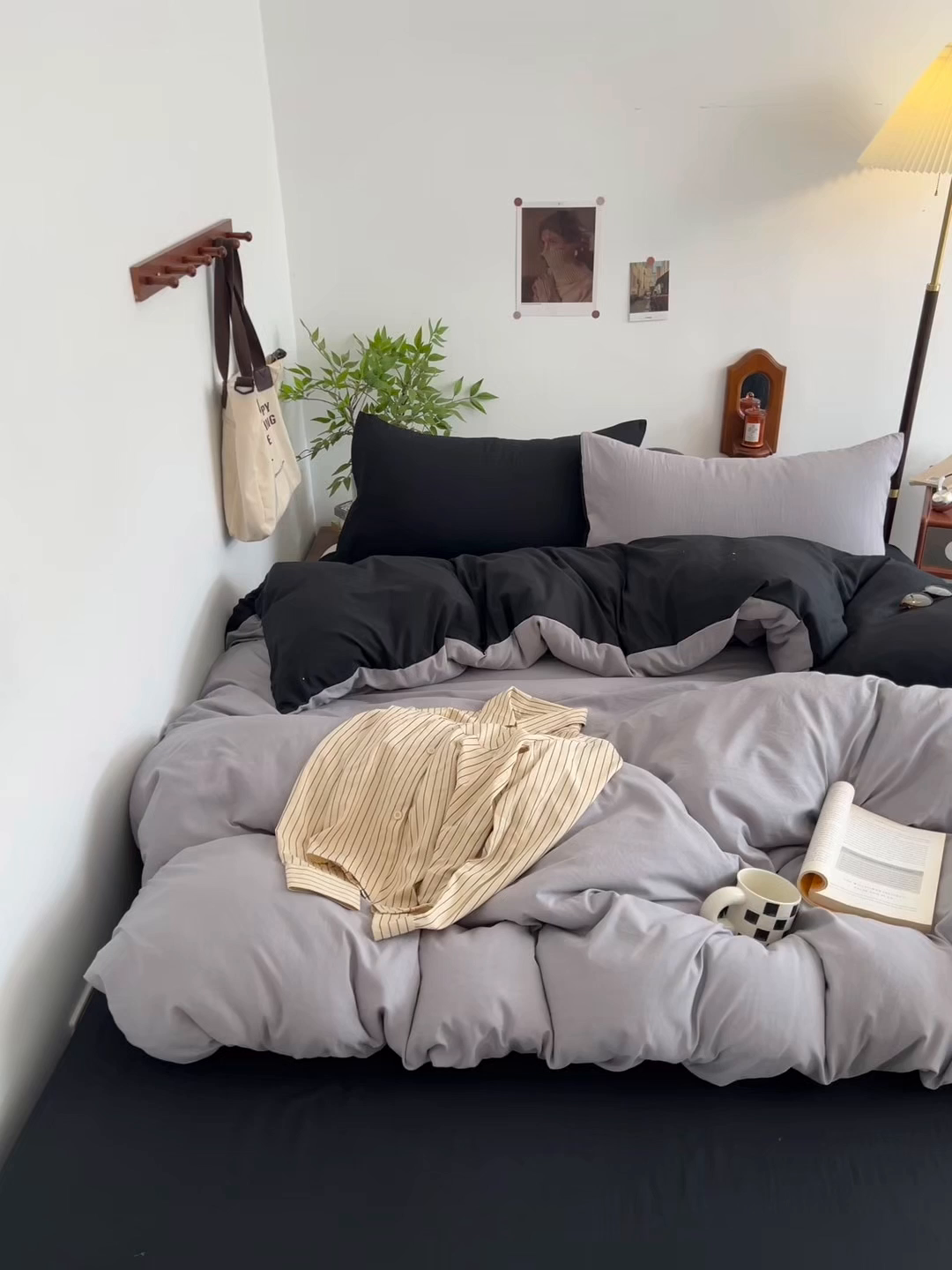 91家纺网 家纺一手货源 找家纺 梦嘉居 2026新款亲肤纯色AB版水洗皱皱棉四件套学生宿舍床单床笠三件套 星空灰+暗夜黑