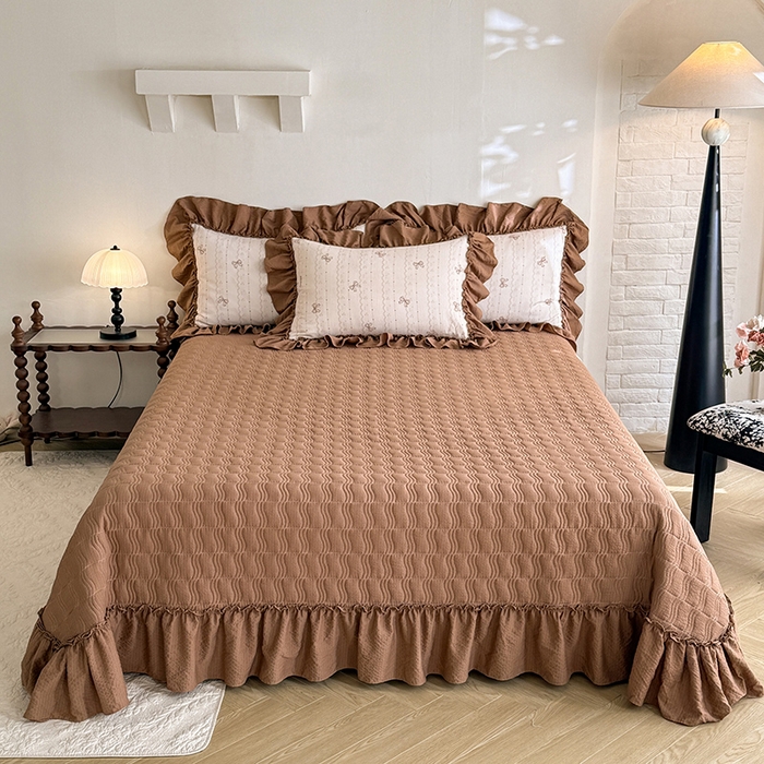 91家纺网 家纺一手货源 找家纺 （总）金盛皇朝家纺 2026新款（焦糖系列）双层纱水洗棉 法式复古花边床盖单件三件四件套