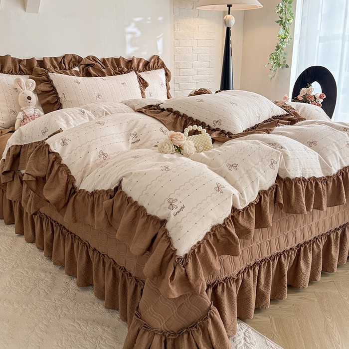 91家纺网 家纺一手货源 找家纺 （总）金盛皇朝家纺 2026新款（焦糖系列）双层纱水洗棉 法式复古花边床盖单件三件四件套