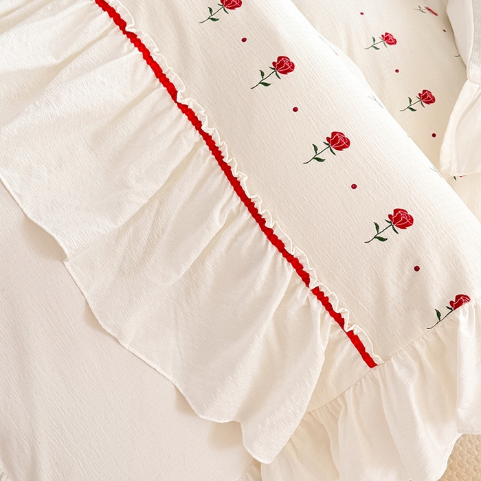 91家纺网 家纺一手货源 找家纺 贝凯瑞 2026新款双层纱水洗棉法式复古花边床盖单件三件四件套-甜心 甜心独秀