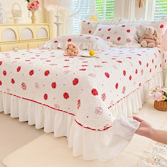 91家纺网 家纺一手货源 找家纺 贝凯瑞 2026新款双层纱水洗棉法式复古花边床盖单件三件四件套-甜心 甜心玫瑰