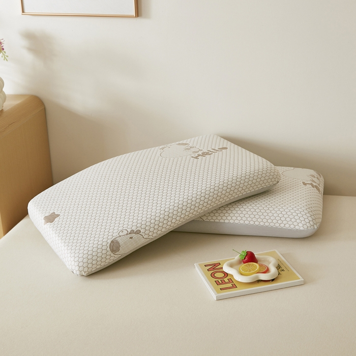 91家纺网 家纺一手货源 找家纺 翎盈家纺 2026新款春夏冰豆豆深睡枕专用枕套面包记忆枕枕头套 卡皮巴拉咖