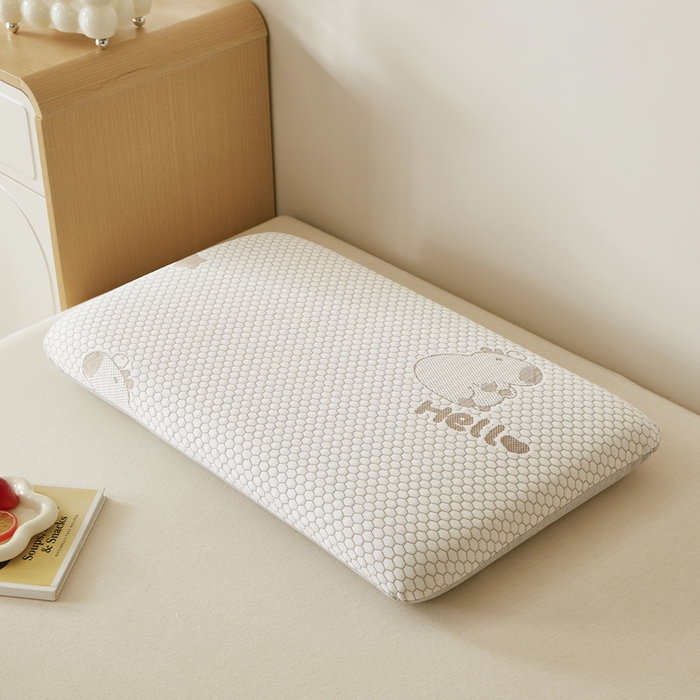 91家纺网 家纺一手货源 找家纺 翎盈家纺 2026新款春夏冰豆豆深睡枕专用枕套面包记忆枕枕头套 卡皮巴拉咖