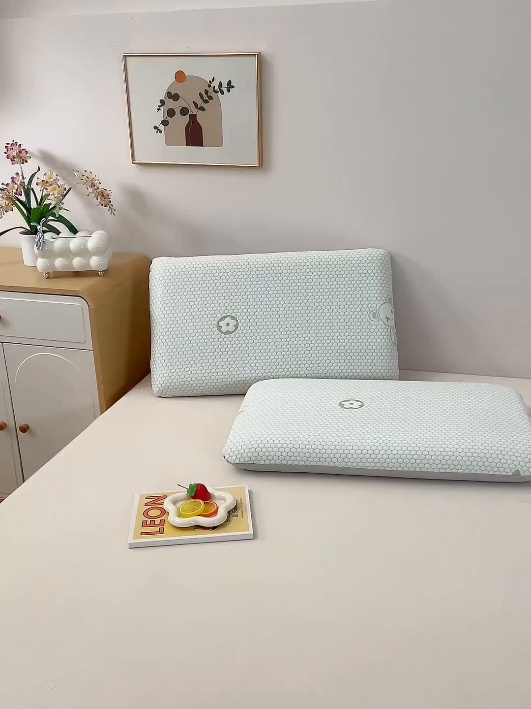 91家纺网 家纺一手货源 找家纺 翎盈家纺 2026新款春夏冰豆豆深睡枕专用枕套面包记忆枕枕头套 小熊绿