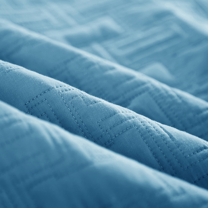 91家纺网 家纺一手货源 找家纺 优乐家纺 2026新款双面全棉斜纹绗绣加厚床盖（夏被加厚保暖床单）唐顿系列三件套 唐顿-冰川蓝