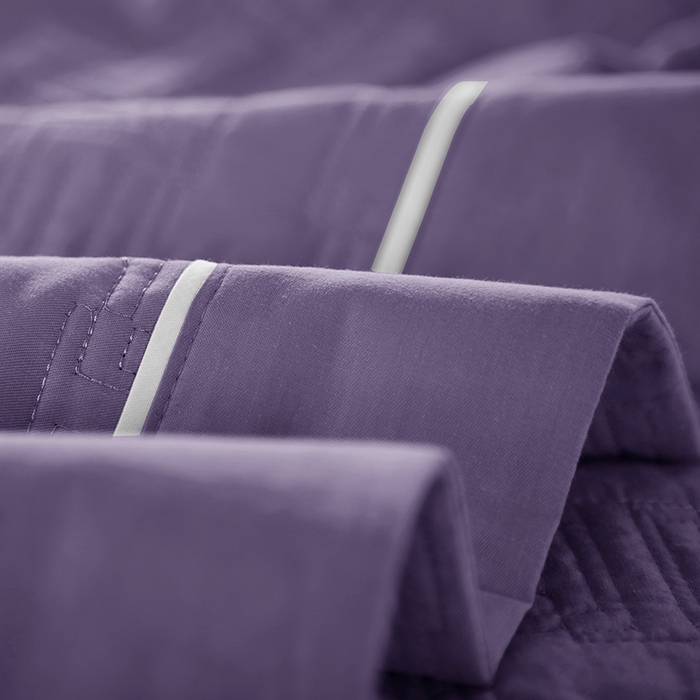 91家纺网 家纺一手货源 找家纺 优乐家纺 2026新款双面全棉斜纹绗绣加厚床盖（夏被加厚保暖床单）唐顿系列三件套 唐顿-浪漫紫