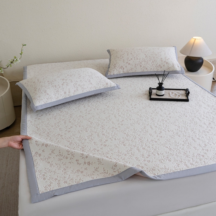 91家纺网 家纺一手货源 找家纺 （总）野合家纺 2026新款韩式小碎花凉感超柔双面提花冰豆席凉席席子