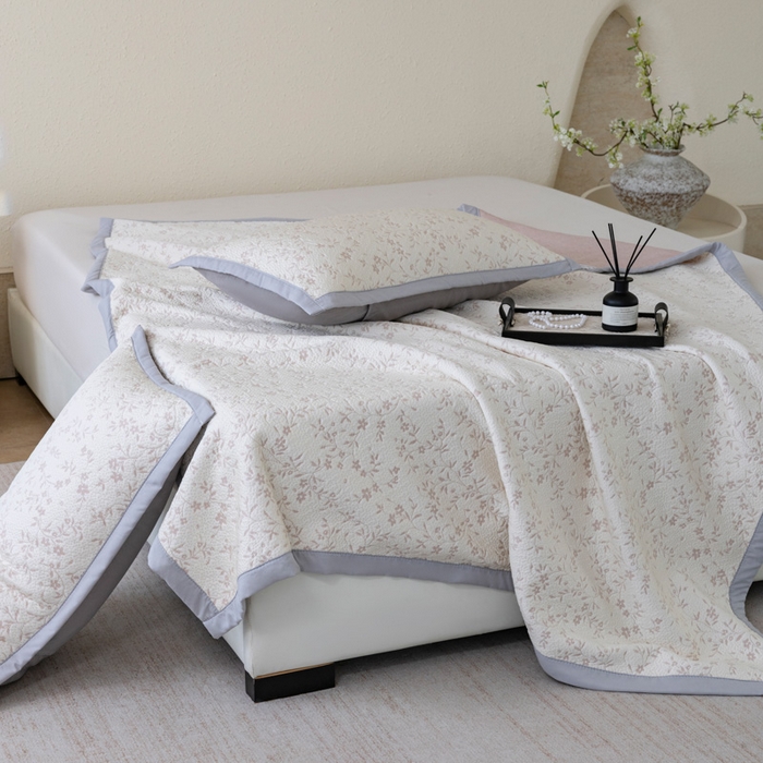 91家纺网 家纺一手货源 找家纺 （总）野合家纺 2026新款韩式小碎花凉感超柔双面提花冰豆席凉席席子