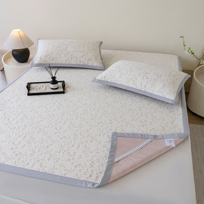 91家纺网 家纺一手货源 找家纺 （总）野合家纺 2026新款韩式小碎花凉感超柔双面提花冰豆席凉席席子