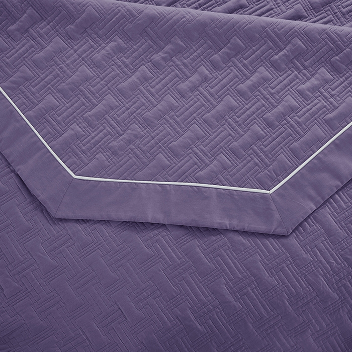 91家纺网 家纺一手货源 找家纺 优乐家纺 2026新款双面全棉斜纹绗绣加厚床盖（夏被加厚保暖床单）唐顿系列三件套 唐顿-浪漫紫