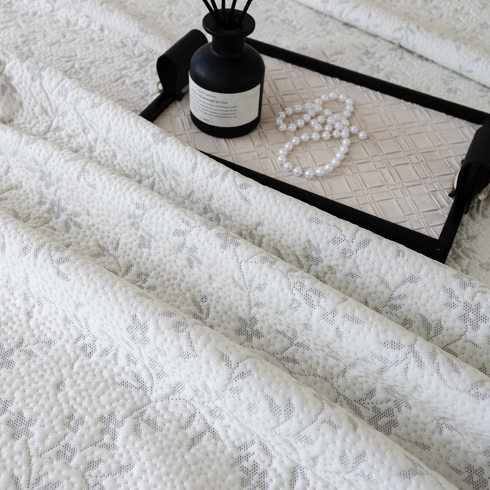 91家纺网 家纺一手货源 找家纺 野合家纺 2026新款韩式小碎花凉感超柔双面提花冰豆席凉席席子 疏影-灰