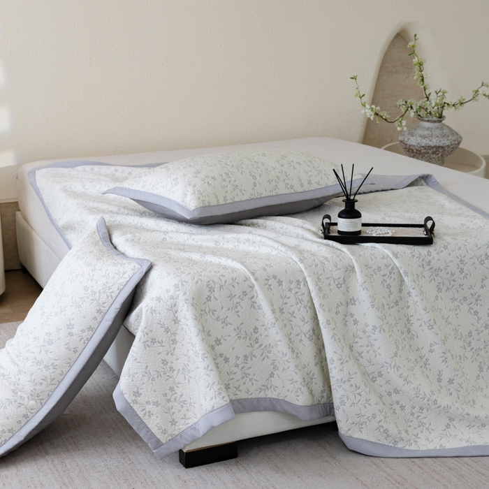 91家纺网 家纺一手货源 找家纺 野合家纺 2026新款韩式小碎花凉感超柔双面提花冰豆席凉席席子 疏影-灰