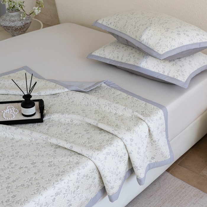 91家纺网 家纺一手货源 找家纺 野合家纺 2026新款韩式小碎花凉感超柔双面提花冰豆席凉席席子 疏影-灰