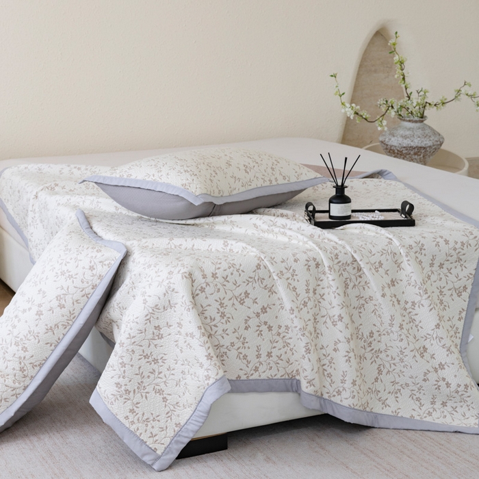 91家纺网 家纺一手货源 找家纺 野合家纺 2026新款韩式小碎花凉感超柔双面提花冰豆席凉席席子 疏影-咖