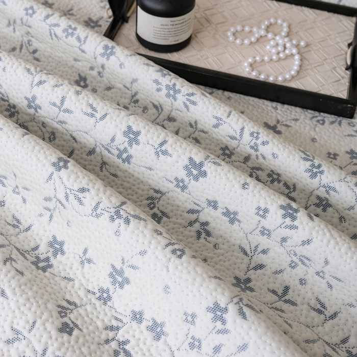 91家纺网 家纺一手货源 找家纺 野合家纺 2026新款韩式小碎花凉感超柔双面提花冰豆席凉席席子 疏影-蓝