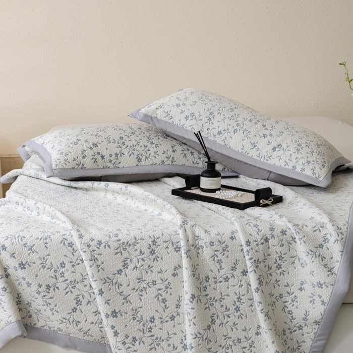 91家纺网 家纺一手货源 找家纺 野合家纺 2026新款韩式小碎花凉感超柔双面提花冰豆席凉席席子 疏影-蓝