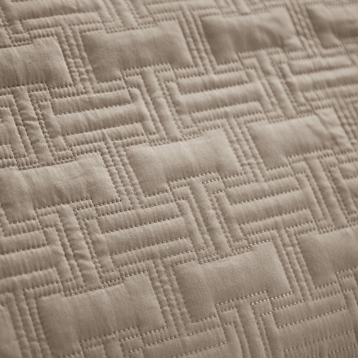 91家纺网 家纺一手货源 找家纺 （总）优乐家纺 2026新款双面全棉斜纹绗绣加厚床盖（夏被加厚保暖床单）唐顿系列三件套