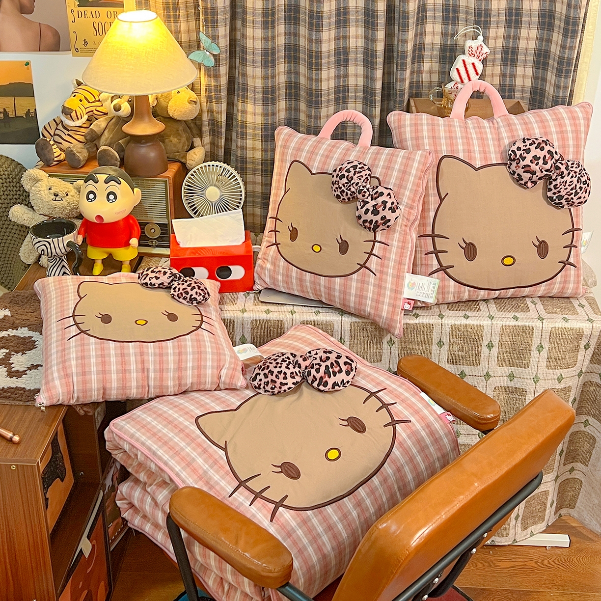 91家纺网 家纺一手货源 找家纺 古本家居 2026新款立体蝴蝶结全棉KT抱枕被 立体蝴蝶结全棉KT粉格