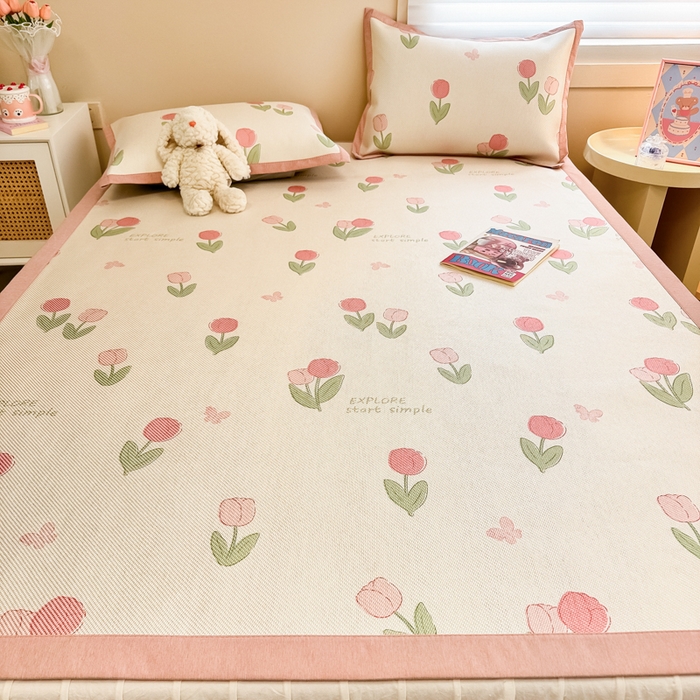 91家纺网 家纺一手货源 找家纺 沐慕 2026新款高克重600D冰丝印花冰藤席 冰藤-粉嫩郁金香