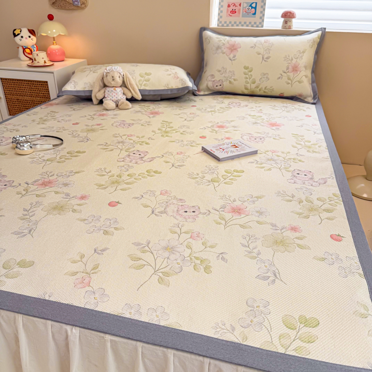 91家纺网 家纺一手货源 找家纺 沐慕 2026新款高克重600D冰丝印花冰藤席 冰藤-绿叶奶猫