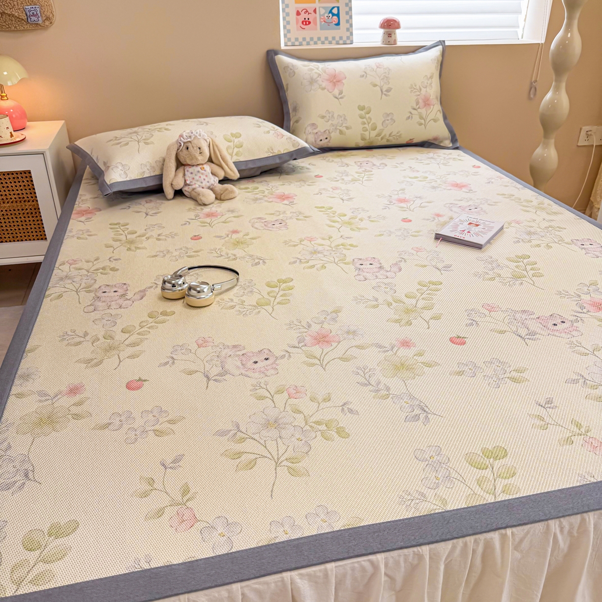 91家纺网 家纺一手货源 找家纺 沐慕 2026新款高克重600D冰丝印花冰藤席 冰藤-绿叶奶猫