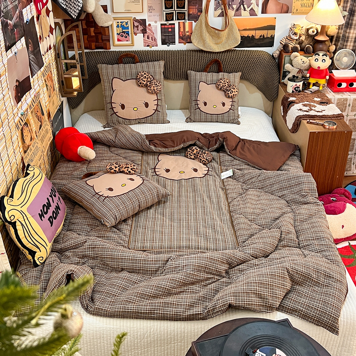 91家纺网 家纺一手货源 找家纺 古本家居 2026新款立体蝴蝶结全棉KT抱枕被 立体蝴蝶结全棉KT咖格